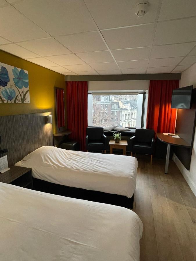 City Hotel Tilburg 3*